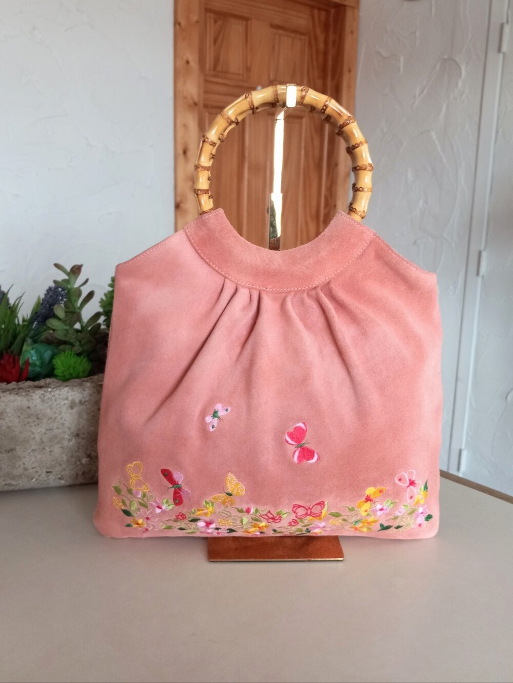 Lord & Taylor Pink Suede With Embroidery & Bamboo Handles